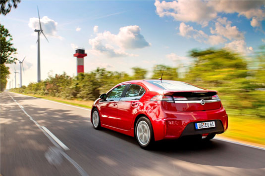 opel ampera