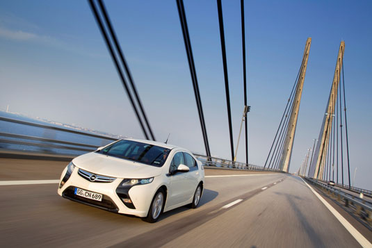 Opel ampera