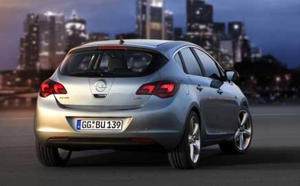 nova opel astra